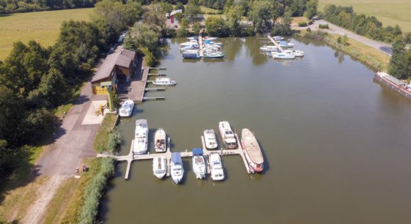 Petite Saône - Port de Scey sur Saône et St Albin